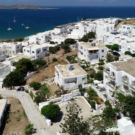 Mary 2* Naousa (Paros)