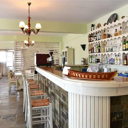 Mary Hotel Naousa (Paros)