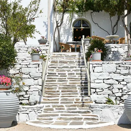 Mary Hotel