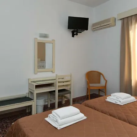 Отель Mary Науса